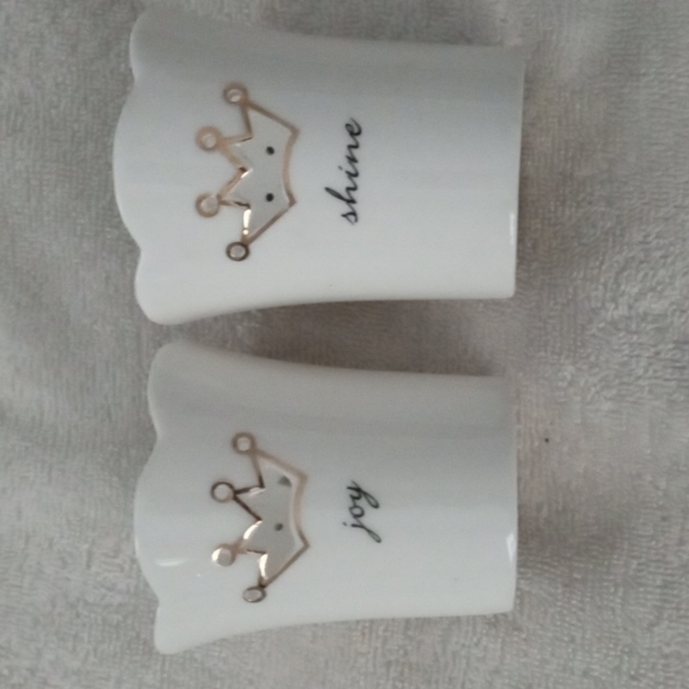 Set Of 2 Candle Holders